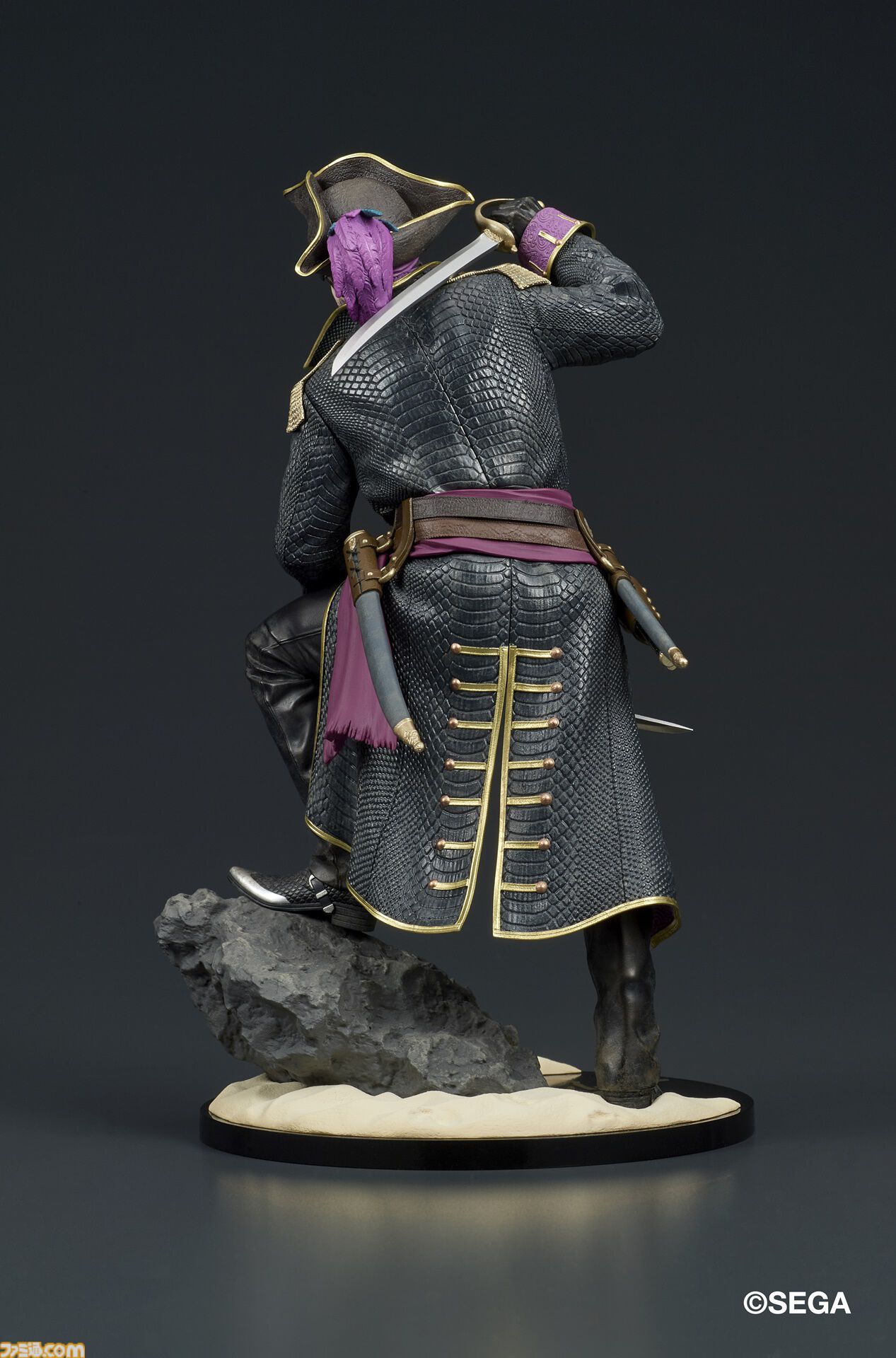 『龍が如く8外伝』キャプテン真島フィギュアがエビテンで予約受付中。限定特典はフィギュアのバックに飾ってもよし、敷いてもよしの“ゴロー丸布ポスター”