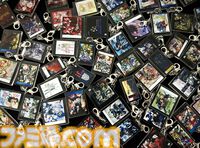 アトラスフェス開催記念グッズの事後受注が本日（6/21）より再スタート。ジャックフロストのお守り＆Tシャツがかわいい
