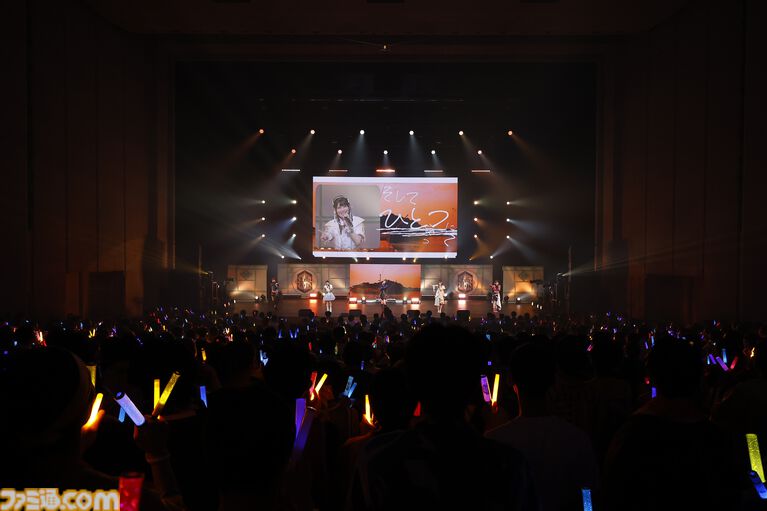 『学マス』標ツアー福岡公演Day1リポート。藤田ことねの新曲『神かわいい』や花海咲季の新曲『nazonazo』が初披露! 熱いステージだけでなく、ユニークなMCで笑いも届ける