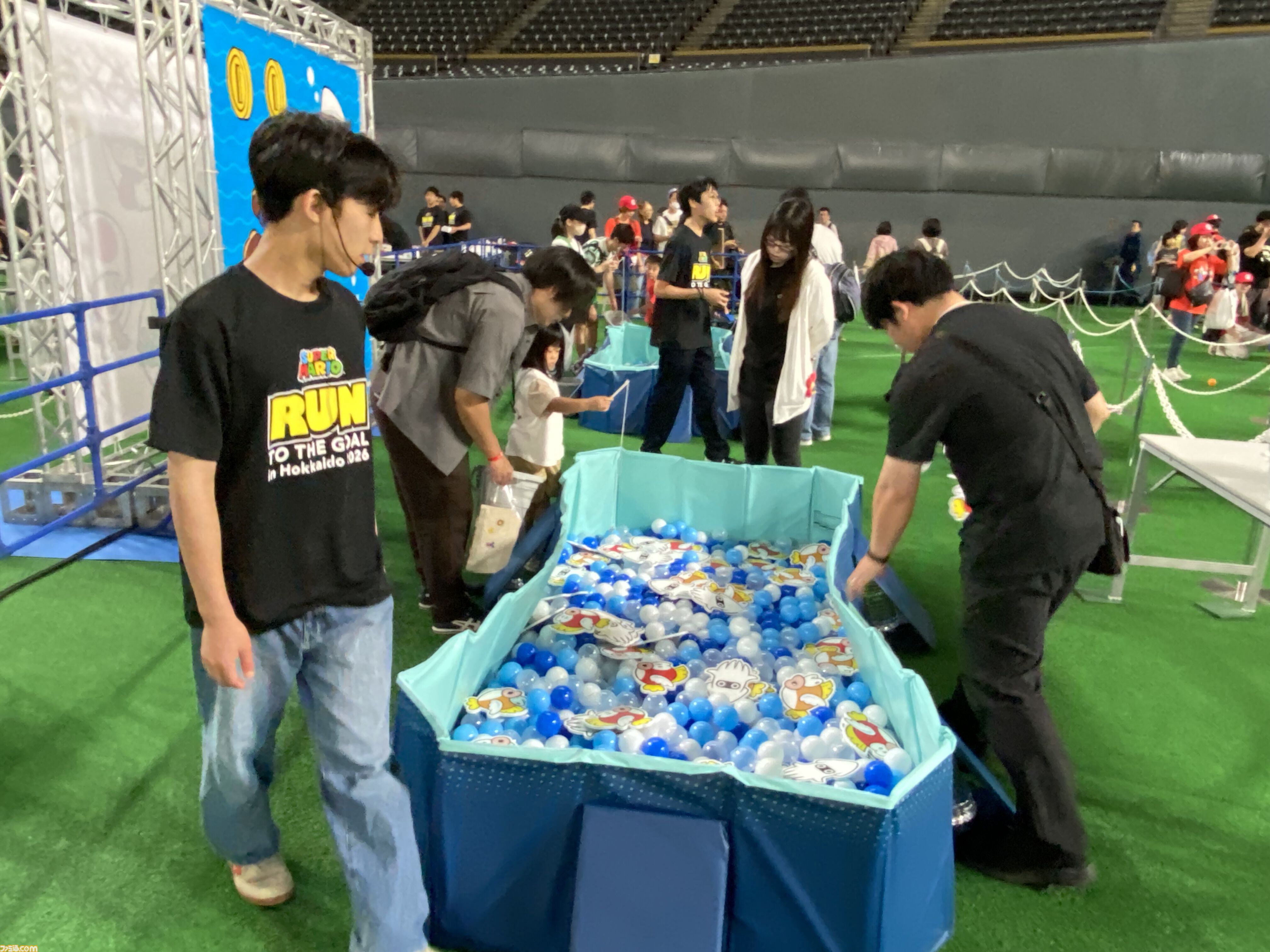 札幌に6000人超の“マリオ”が集結！ 『スーパーマリオ』ファンランイベントが日本で開催、ゴール前には“スタートンネル”も