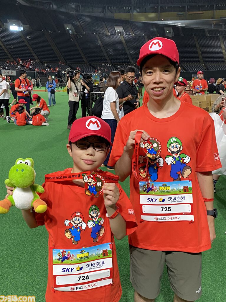 札幌に6000人超の“マリオ”が集結！ 『スーパーマリオ』ファンランイベントが日本で開催、ゴール前には“スタートンネル”も