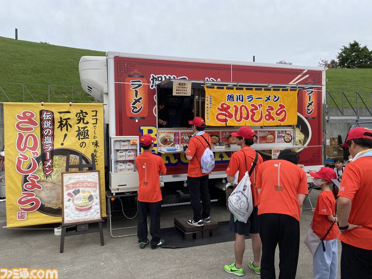 札幌に6000人超の“マリオ”が集結！ 『スーパーマリオ』ファンランイベントが日本で開催、ゴール前には“スタートンネル”も