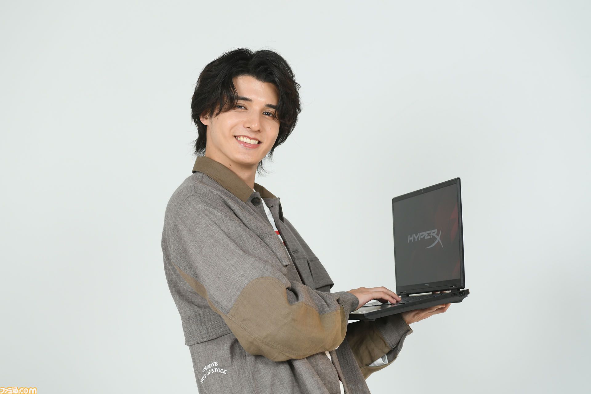 スタンミとゲーミングノート『HyperX OMEN 15』が出会った。ノートPCの悪印象を覆したきっかけは「キーの大きさと冷却性能」【インタビュー】
