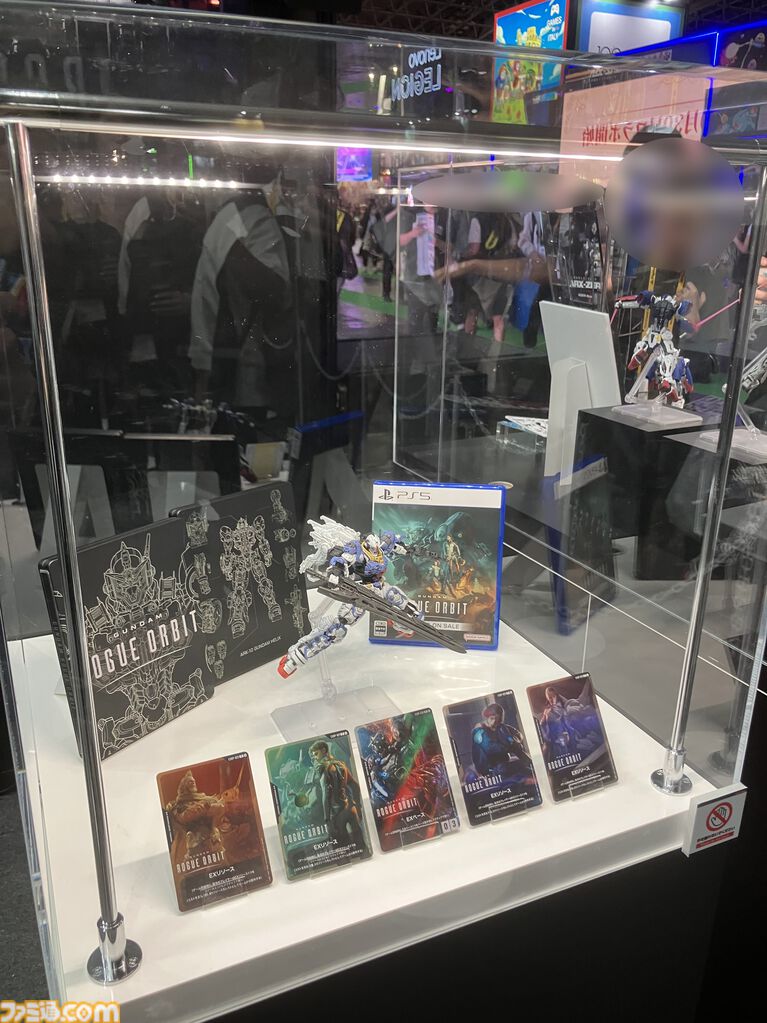 『ガンダム ローグオービット』コックピット試遊。ゲーム内の3Dデータをもとに作られた精巧なコックピットに大興奮! 「僕がいちばん、ガンダムをうまく使えるんだ!」【TGS2026】