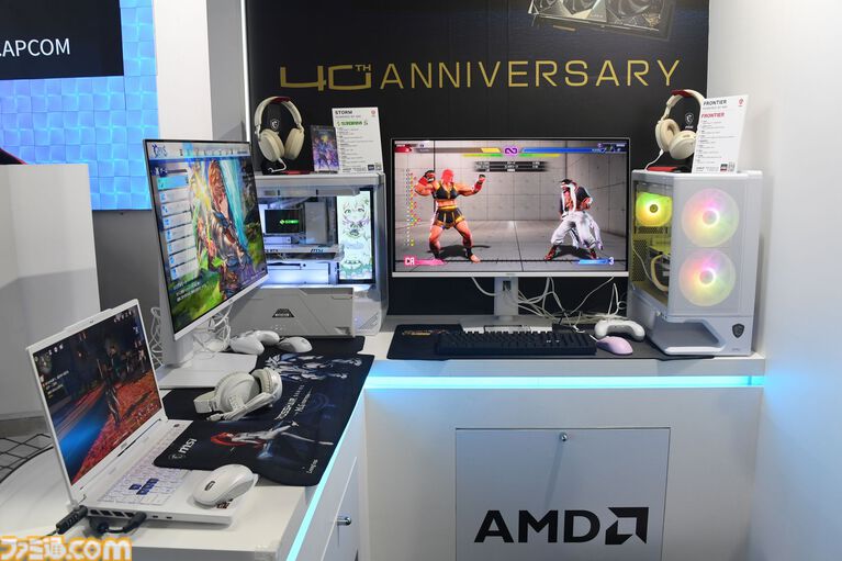 MSIブースで超本格的なドライビングが味わえる! 総額200万円超えのデスクトップPCの中には3つの液晶ディスプレイを搭載【TGS2026】