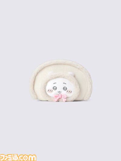 『ちいかわ』GUから“さむ~い雪の日も楽しもう!”テーマのふわもこアイテムが登場。スウェットやパーカー、部屋着などあったかアイテムが11月20日より発売