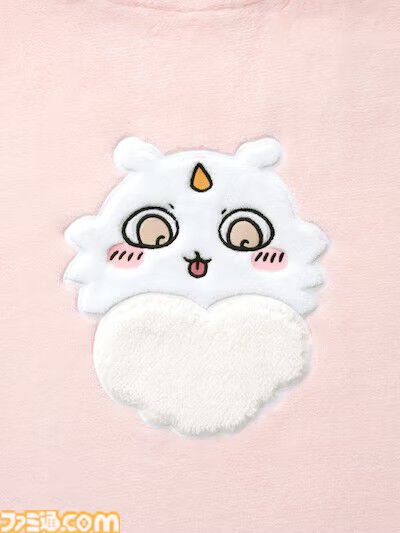 『ちいかわ』GUから“さむ~い雪の日も楽しもう!”テーマのふわもこアイテムが登場。スウェットやパーカー、部屋着などあったかアイテムが11月20日より発売