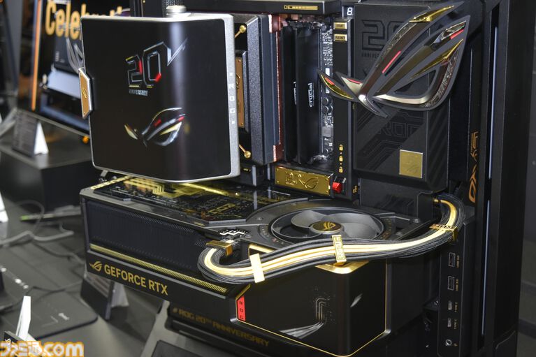 【NVIDIA】マウスコンピューターやサードウェーブなど6社のゲーミングPCを紹介。アーケード筐体風から画面だらけの自作PCまでカッコいい！【TGS2026】