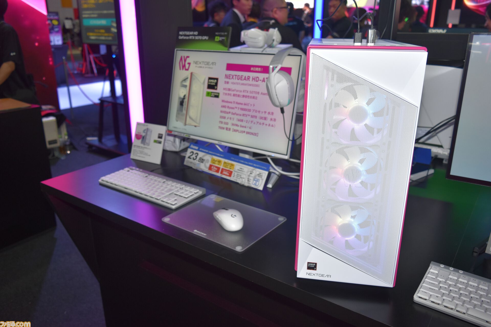 画像ページ (24/27) 【NVIDIA】アーケード筐体風や画面だらけの自作PC
