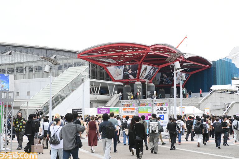 東京ゲームショウ2026一般日が開幕！曇天の中幕張メッセには早朝から長蛇の列が。『GTA6』シアターや『FF7 リベレーション』『モンハンワイルズ：アセンダンス』などの整理券が早々に配布終了