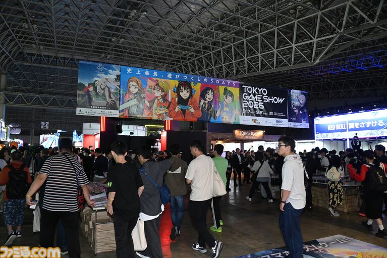 東京ゲームショウ2026一般日が開幕！曇天の中幕張メッセには早朝から長蛇の列が。『GTA6』シアターや『FF7 リベレーション』『モンハンワイルズ：アセンダンス』などの整理券が早々に配布終了