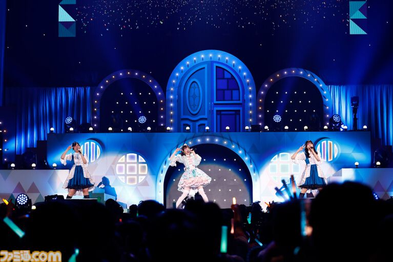 『アイマス ミリオンライブ!』14thライブDAY1エミリー&まつり主演公演リポート。MCなしで32曲をノンストップで披露。それぞれのソロ新曲はもちろん、ふたりの新デュエット曲も!