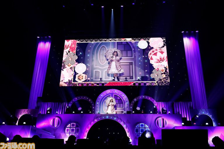 『アイマス ミリオンライブ!』14thライブDAY1エミリー&まつり主演公演リポート。MCなしで32曲をノンストップで披露。それぞれのソロ新曲はもちろん、ふたりの新デュエット曲も!