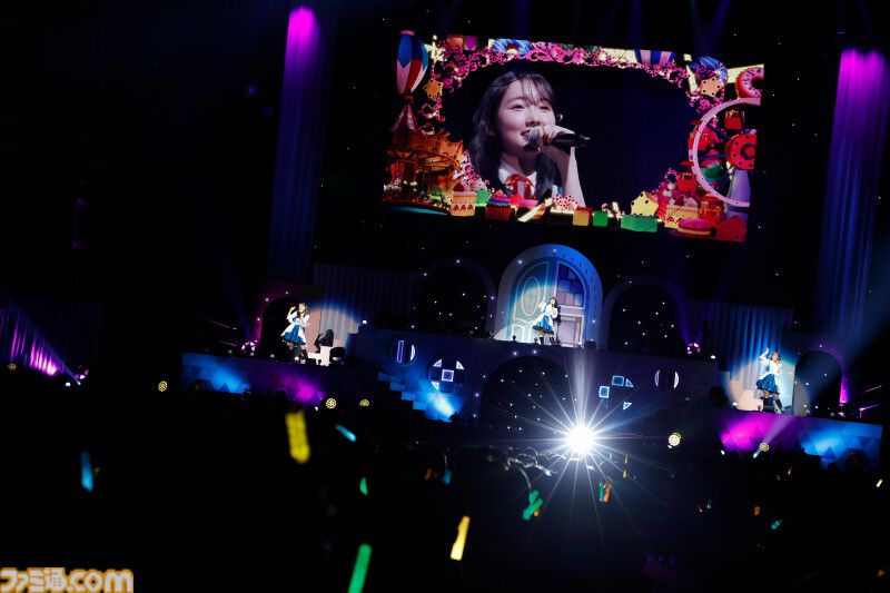 『アイマス ミリオンライブ！』14thライブDAY1エミリー＆まつり主演公演リポート。MCなしで32曲をノンストップで披露。それぞれのソロ新曲はもちろん、ふたりの新デュエット曲も！