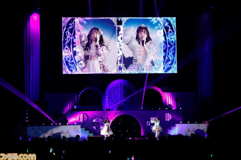 『アイマス ミリオンライブ！』14thライブDAY1エミリー＆まつり主演公演リポート。MCなしで32曲をノンストップで披露。それぞれのソロ新曲はもちろん、ふたりの新デュエット曲も！