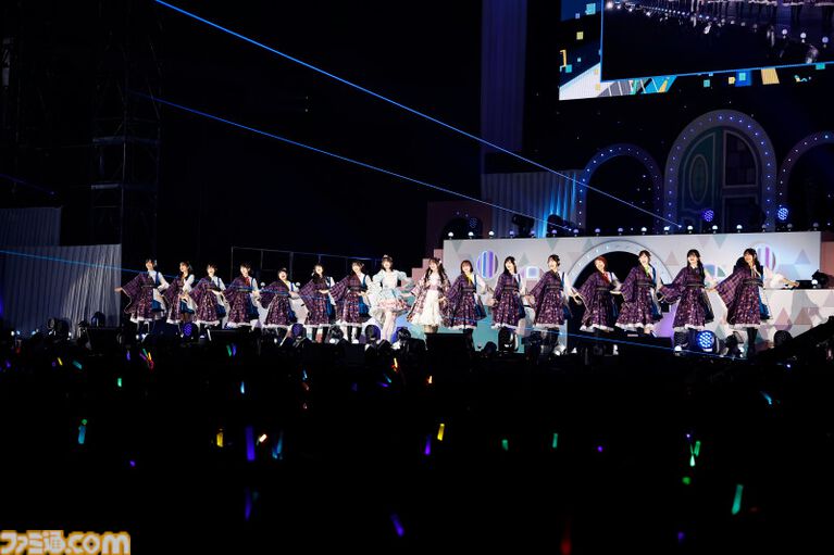 『アイマス ミリオンライブ!』14thライブDAY1エミリー&まつり主演公演リポート。MCなしで32曲をノンストップで披露。それぞれのソロ新曲はもちろん、ふたりの新デュエット曲も!