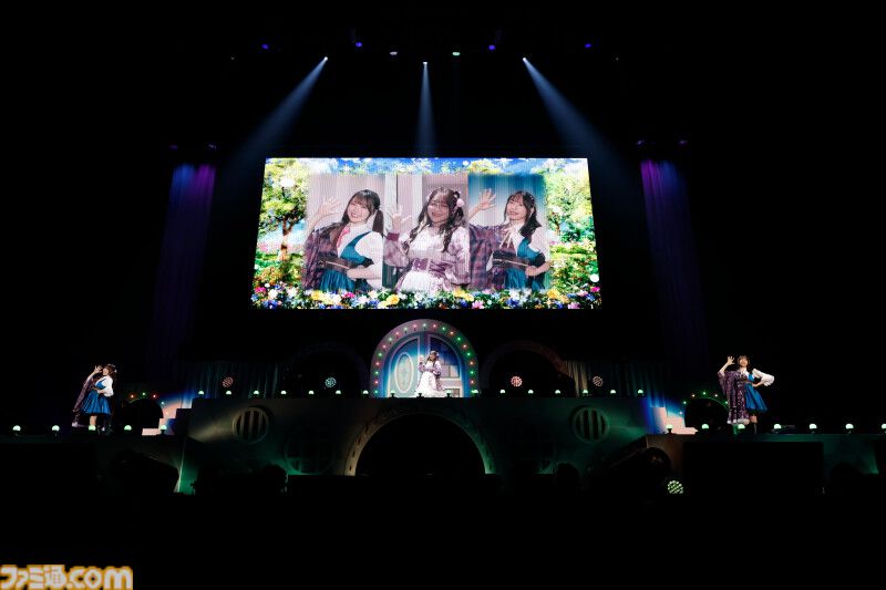 『アイマス ミリオンライブ！』14thライブDAY1エミリー＆まつり主演公演リポート。MCなしで32曲をノンストップで披露。それぞれのソロ新曲はもちろん、ふたりの新デュエット曲も！