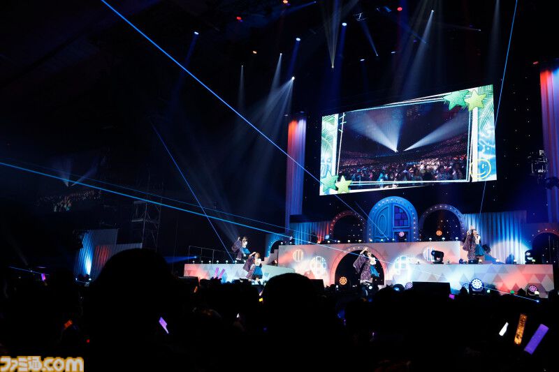 『アイマス ミリオンライブ！』14thライブDAY1エミリー＆まつり主演公演リポート。MCなしで32曲をノンストップで披露。それぞれのソロ新曲はもちろん、ふたりの新デュエット曲も！