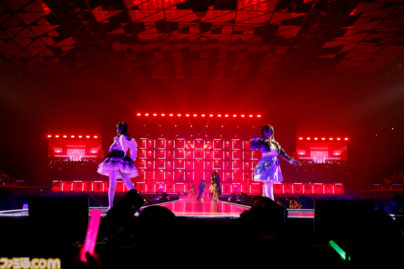 『シャニマス』ソロライブ“Master ShowPiece-”Day1リポート。ファッションショーを舞台に、アイドルたちが新ソロ曲を携えて輝きを放つ