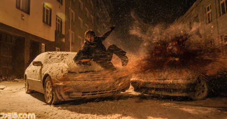 映画『バイオハザード』夢グループとのコラボ動画が公開。夢ではなく「悪夢の⼀夜」をいつもの調子でしっかり紹介