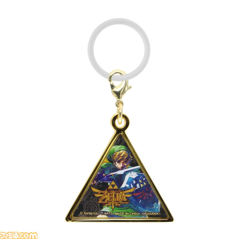 『ゼルダの伝説』トライフォースを模した重量感のあるメタルチャームが10月にガチャで登場。『時のオカリナ』『ブレワイ』などがラインアップ