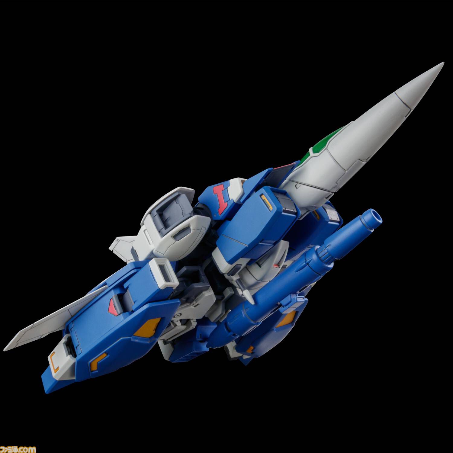 『フォーメーションZ』の自機・イクスペルがプラモデルで登場。『スパロボ』寺田貴信がプロデュース、『ガンダム』海老川兼武がデザインをリファイン