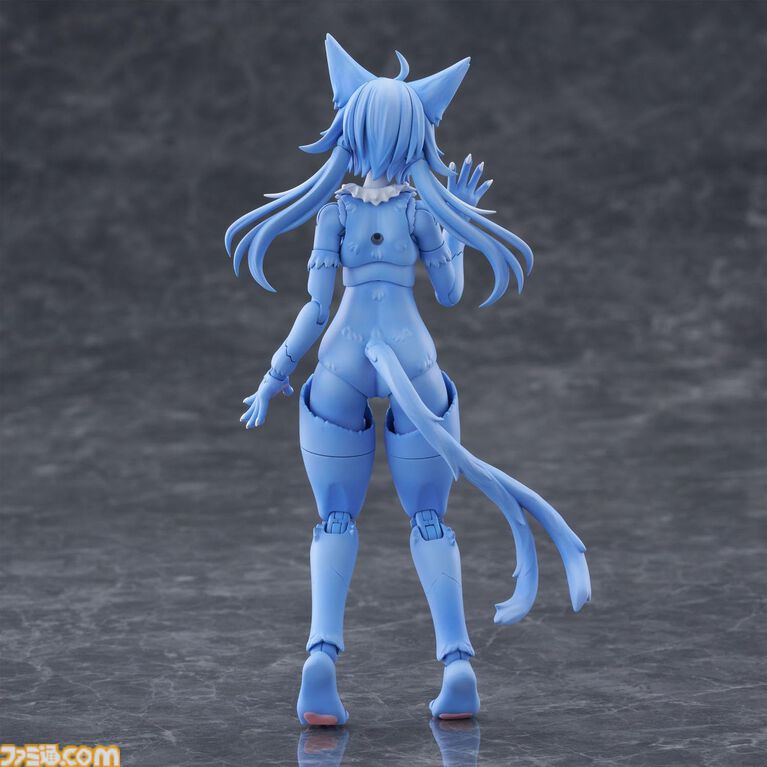 おまねこくんのプラモデルがけもプラシリーズに登場。広い可動域で多彩なポーズを実現。ミリタリー柄のエプロンでかわいらしさがさらにアップ。12月発売