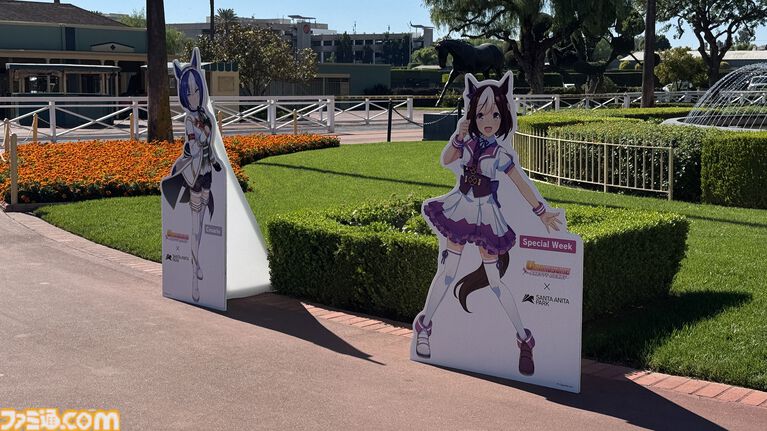 『ウマ娘』LAライブ中止も現地ファンの熱狂は止まらず。サンタアニタ競馬場にトレーナーたちが集結、3組のプロポーズも【現地レポ】