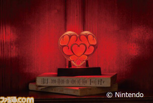 『ゼルダの伝説』ルピーのシリコンポーチ付きブックが11月2日発売。バッグにつけるとチャームにも。ハートの器のライト付きブックも同日に再販売