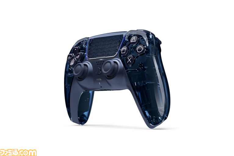 スケルトンデザインのDualSense ワイヤレスコントローラーとPS5用カバーが2027年2月4日に発売。2026年11月10日10時より順次予約受付開始