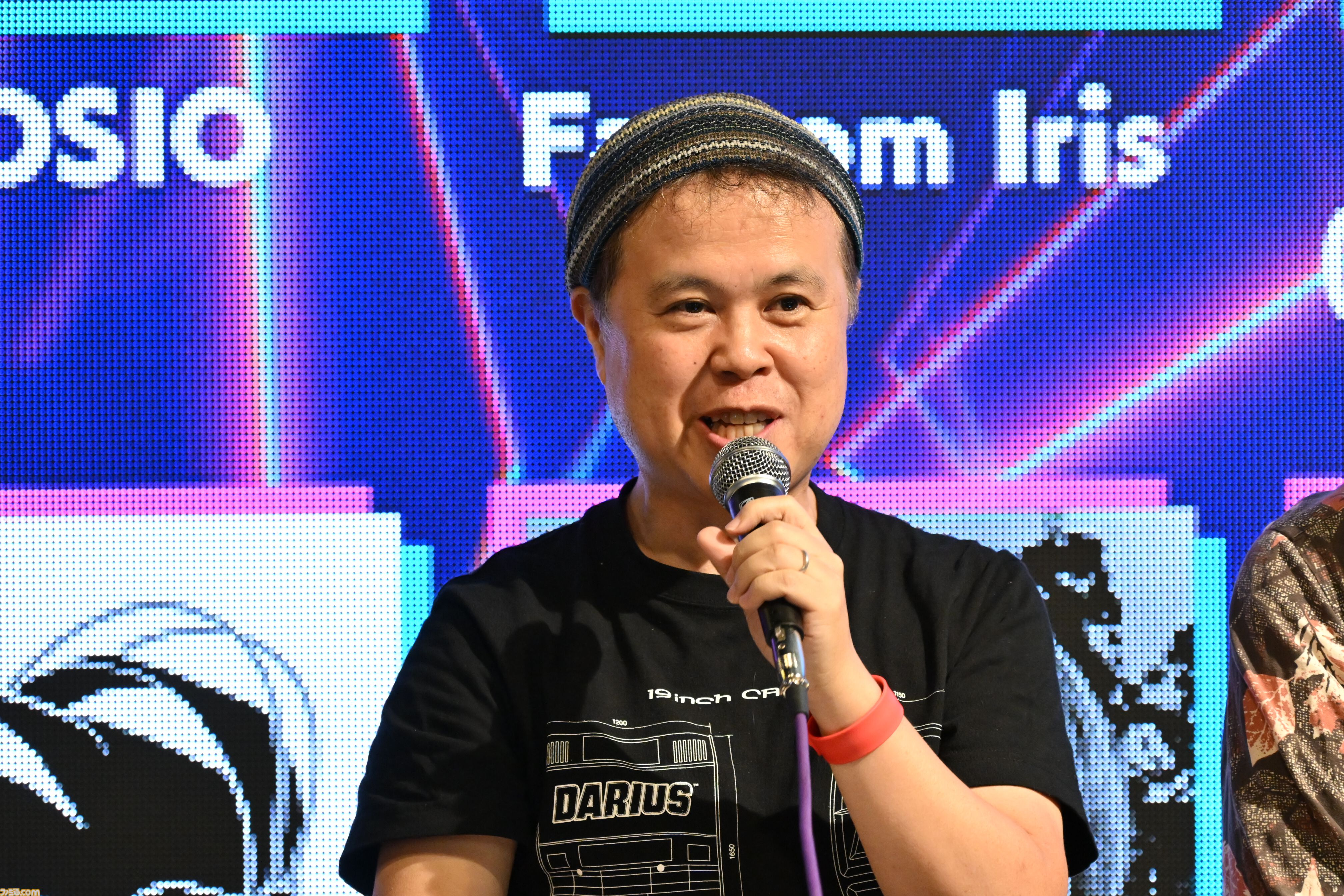 『ウルフファング・スカルファング サターントリビュート Boosted』にヨナオケイシ氏や細江慎治氏、佐宗綾子氏らレジェンドコンポーザーが参加。音楽制作へのこだわりが語られた新作発表会をリポート