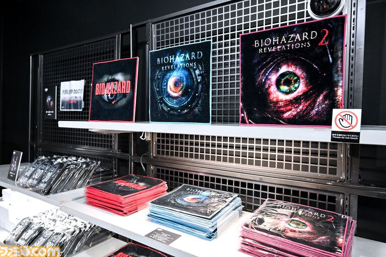 『バイオハザード』30周年展は本日(10/30)から開催。川田Pにシリーズの今後の展望も訊いた。ドミトレスク夫人座像や狩野英孝イチオシのレーザートラップなど見どころ満載。お土産は“振り向きゾンビ”で決まり!?