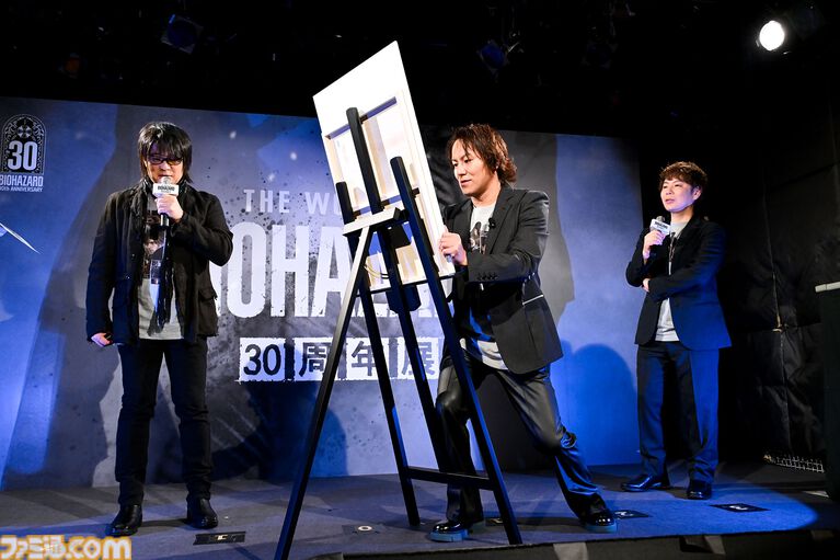 『バイオハザード』30周年展は本日(10/30)から開催。川田Pにシリーズの今後の展望も訊いた。ドミトレスク夫人座像や狩野英孝イチオシのレーザートラップなど見どころ満載。お土産は“振り向きゾンビ”で決まり!?
