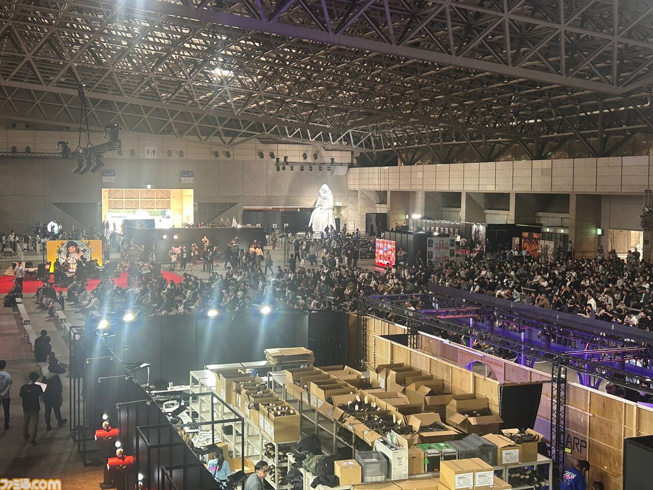 【FF14】ファンフェス2026現地レポート。巨大な“月の監視者”から大量のヤーンぬいぐるみまで、見応えたっぷりな展示物やアクティビティを写真50枚以上でお届け