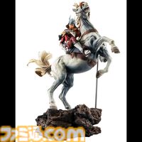 『ガンダム』シャアの乗馬フィギュアが美しい。11月下旬に発売。デラックスの名に相応しい、全高約380mmの迫力満点な逸品