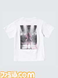 『【推しの子】』ユニクロUTが発売。星のように輝くアイの瞳を引き立てる黒Tなどの限定コレクション。男女兼用のメンズ・キッズ向けに展開